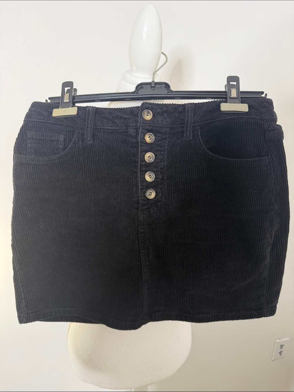 Cello, Black Corduroy Button-Front Mini Skirt Sz Med